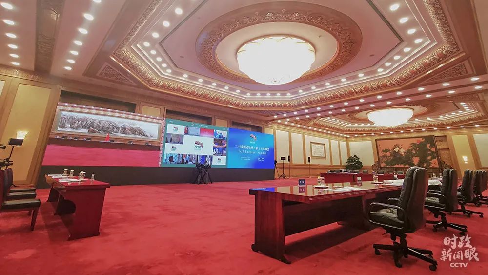 北京，会议开始前的现场（总台央视记者张晓鹏拍摄）